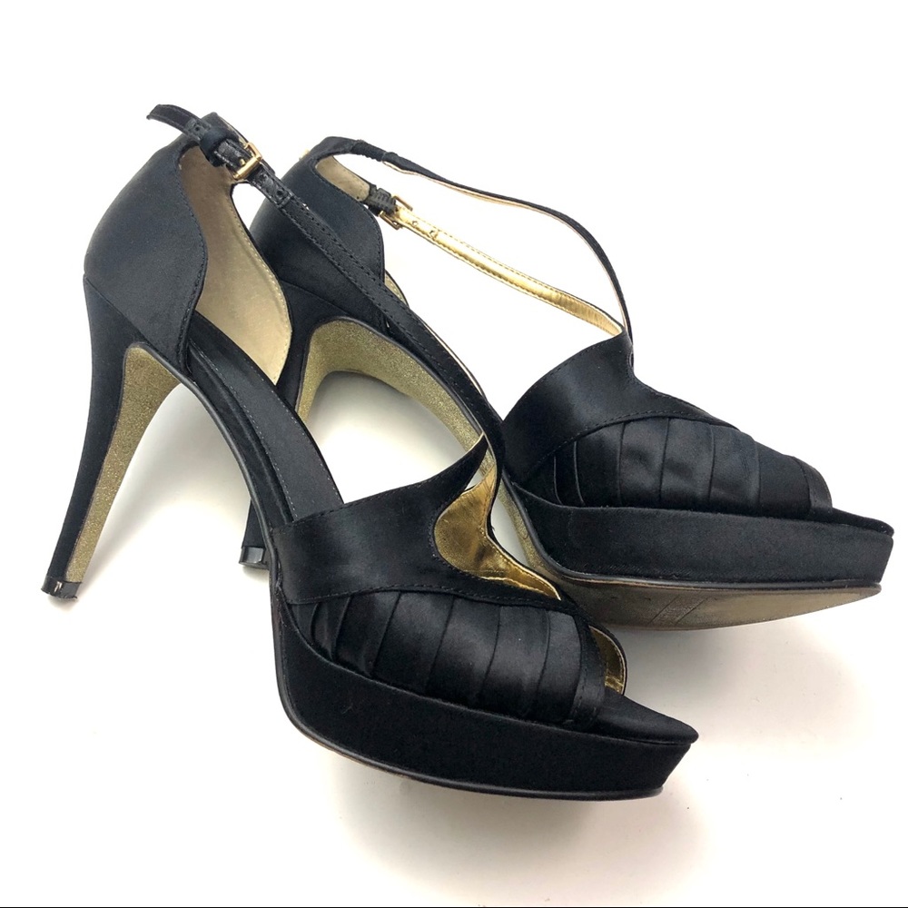 Nine West Bumblion Stilettos - Black - EUC